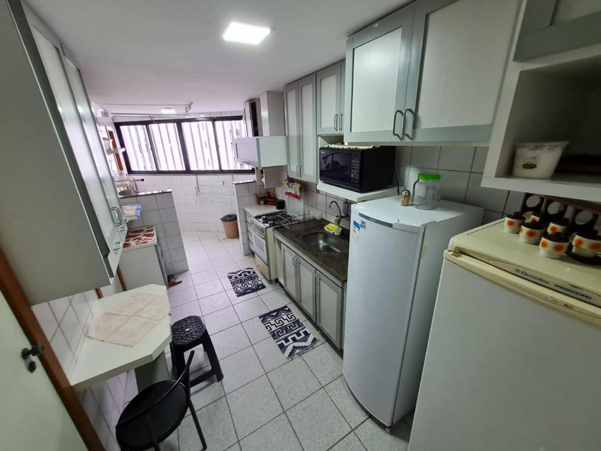Apt Encantador Centro Guarapari, Completo, 50 M Da Praia Esterno foto