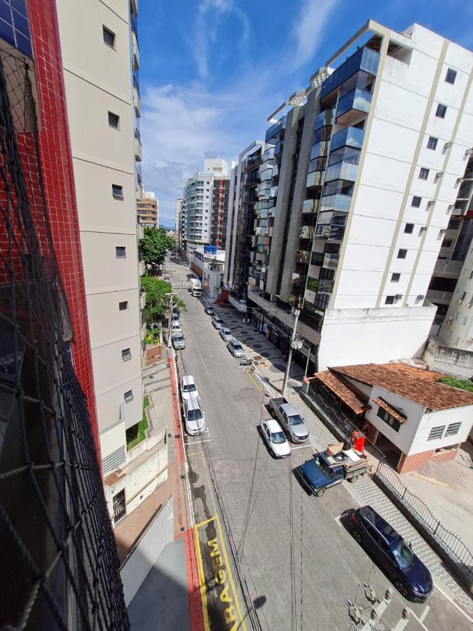 Apt Encantador Centro Guarapari, Completo, 50 M Da Praia Esterno foto